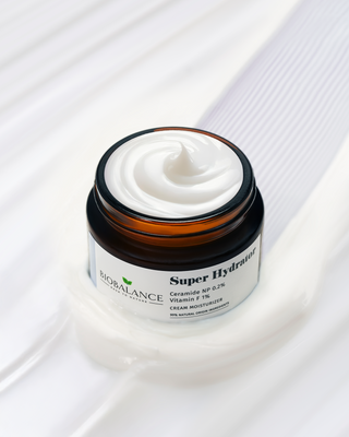 Super Hydrator Crema reparatoare intensiv hidratanta, cu Ceramide 0.2% + Vitamina F 1%, Bio Balance, 50 ml