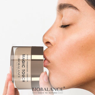 Cum sa realizezi un make-up lejer in 6 pasi simpli! - Tuju