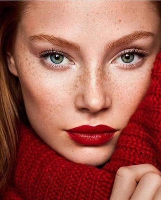 Lipojen – luciurile și rujurile semi-mate cu efect volumizant - Tuju