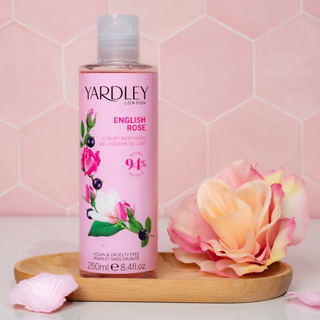 Set duo 1 x 250 ml gel de dus si 1 x 250 ml lotiune de corp cu parfum de trandafir englezesc, English Rose Collection, 2 articole