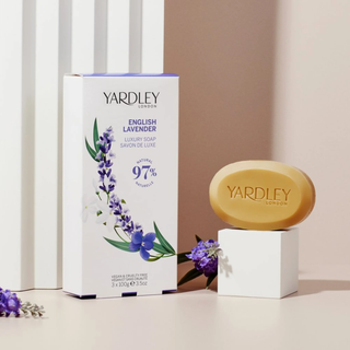 Set duo 1 x 100 g pudra de corp si 1 x 120 g sapun cu parfum de lavanda englezeasca, English Lavender Collection, Yardley, 2 articole