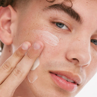 Crema tratament reechilibranta pentru tenul sensibil sau acneic, pH-In™ Balancing Moisture Treatment, Indeed Laboratories, 50 ml