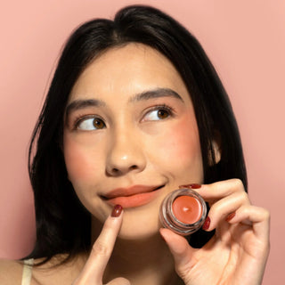 2 in 1 Blush & balsam de buze tip mousse Chibi Mousse, nuanta Fuzzy, Chibi Manga Collection, Rude Cosmetics, 4 g