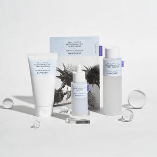 Spuma de curatare cu armurariu pentru luminozitatea tenului tern, cu ton neuniform, Brightening SPA, Rawquest, 150 ml