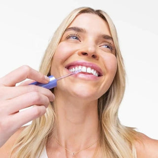 Gloss pentru albirea instantenee a dintilor, pentru stralucire perlata, Glostik Tooth Gloss, Hismile, 4 ml