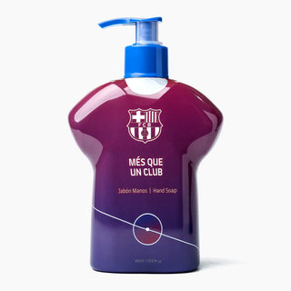 Sticla mov de sapun lichid cu pompa albastra si logo FC Barcelona, pe fundal alb