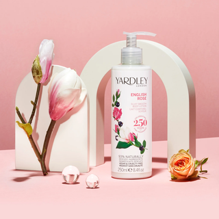 Set duo 1 x 250 ml gel de dus si 1 x 250 ml lotiune de corp cu parfum de trandafir englezesc, English Rose Collection, 2 articole